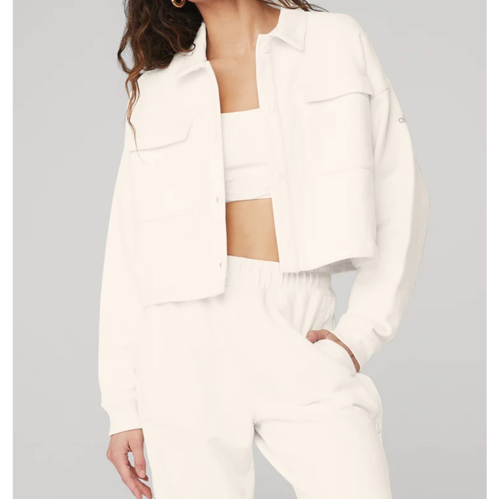 Alo Renown Cropped Button-Up Pullover